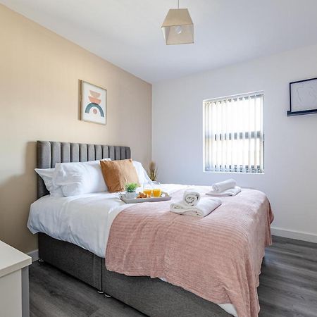 Top Floor Apartment With Private Balcony In Stockport Centre By Hass Haus 외부 사진